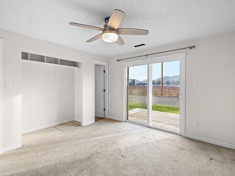 106 N Buchanan Ave — Photo 13