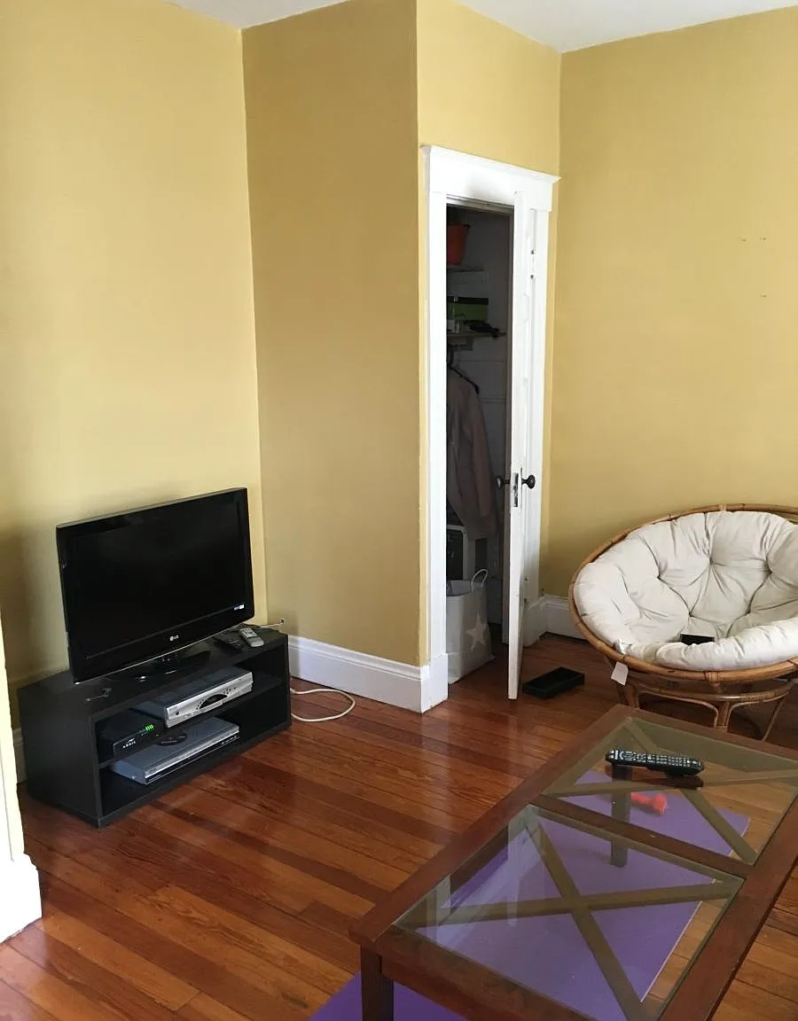2 bed, 1300 sqft, $1,400 — Photo 3