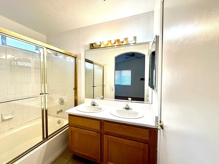 847 Single Tree Dr — Photo 15