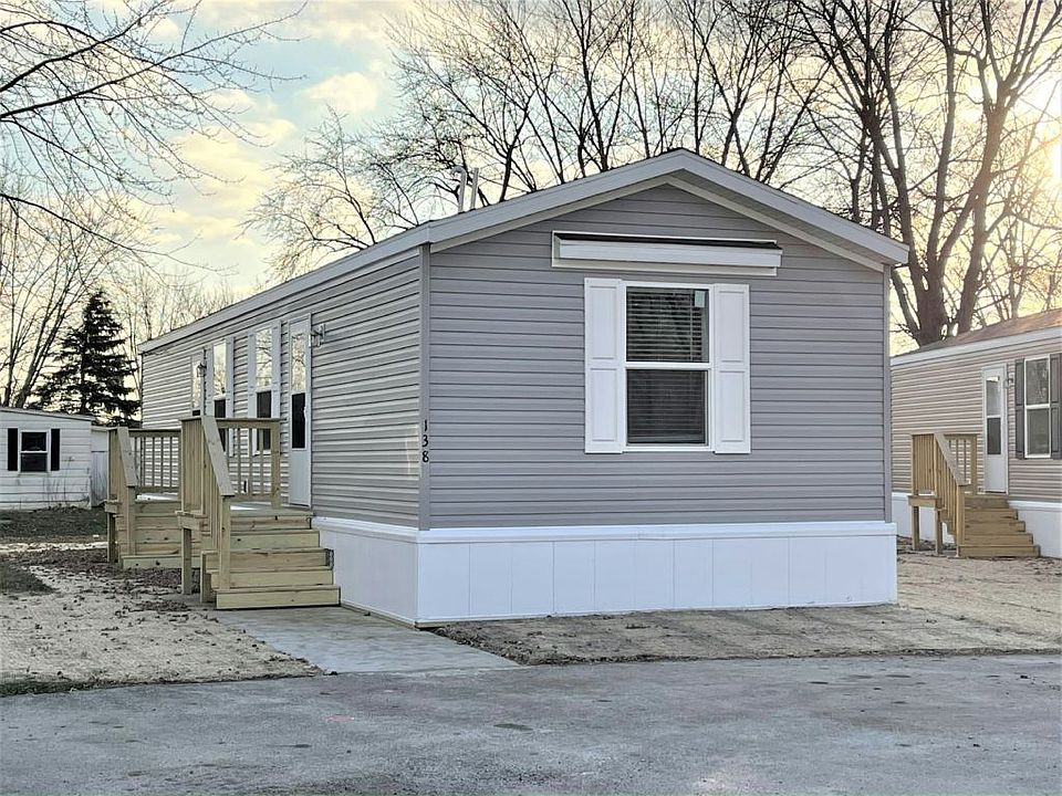 1st image of 138 Brenta Ct