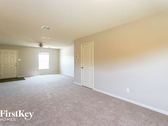 4th image of 12215 Anka Dr