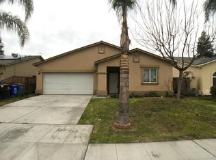 8492 Foothill Ave, Parlier, CA 93648