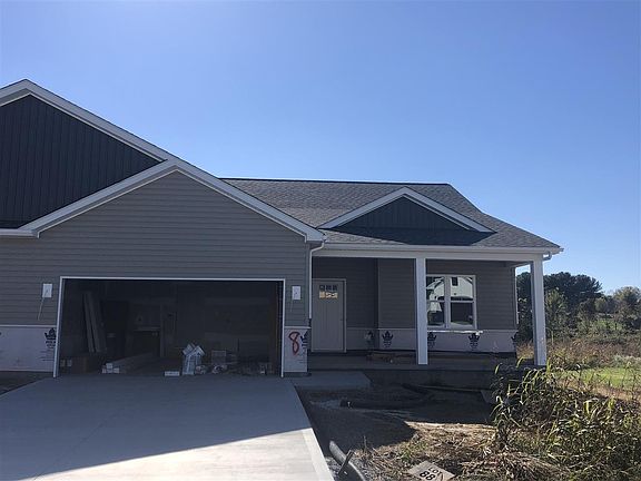 2nd image of 838 Coltsfoot Ln