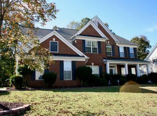 10834 Knight Castle Dr, Charlotte, NC 28277
