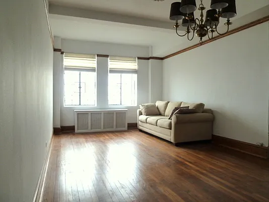 Rented by BLU Real Estate | media 20