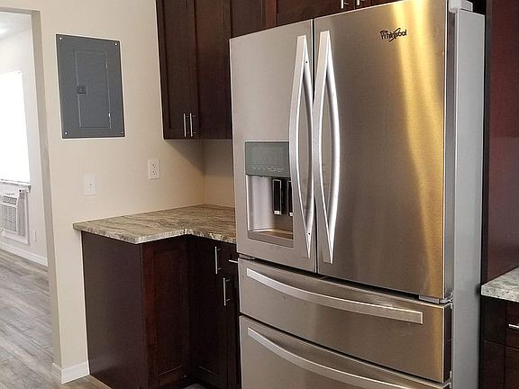 4th image of 216 N Ocean Breeze