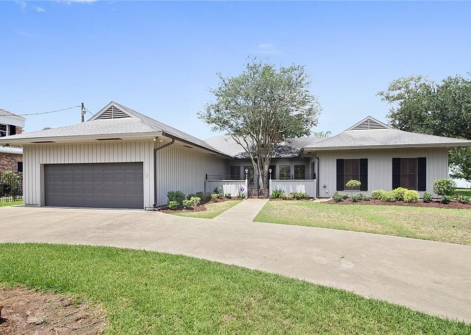 1st image of 4214 Locke Ln