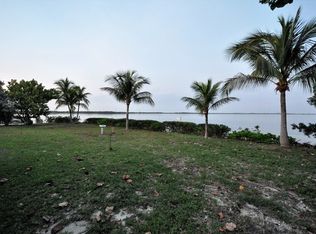 17243 Starfish Ln, Sugarloaf Key, FL 33042