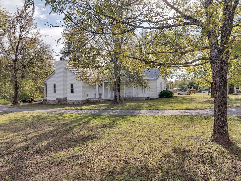 376 Old Bear Creek Pike, Columbia, TN 38401 Zillow