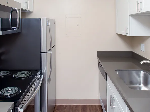 Lincoln Glen Apartments