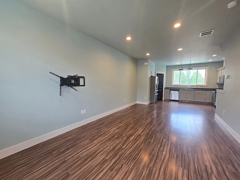 1904 Songbird Dr — Photo 10