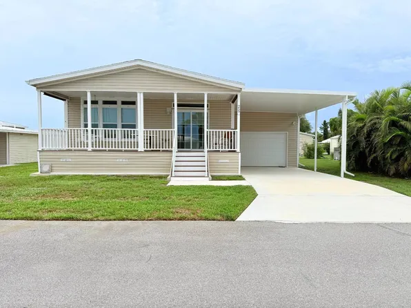 259 Camelot Dr, Nokomis, FL 34275