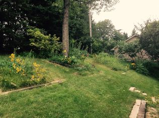 36 Maple Ln, Little Canada, MN 55117