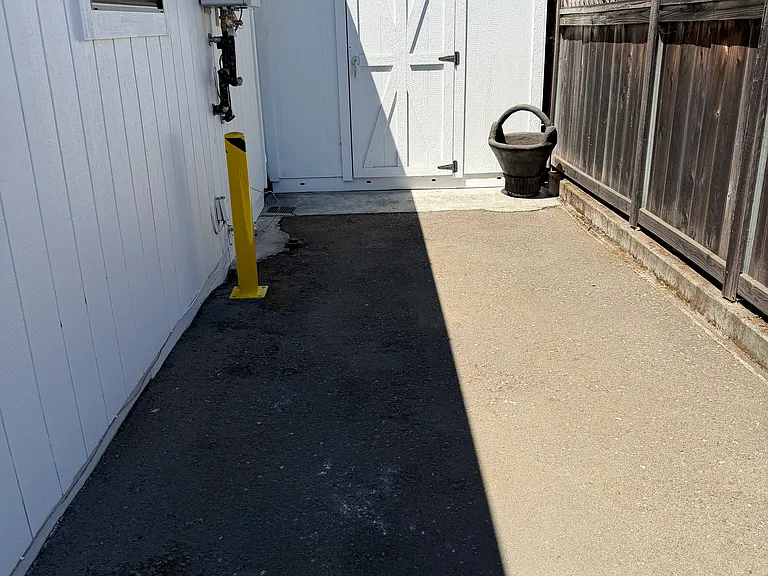 105 Marion Ln — Photo 13