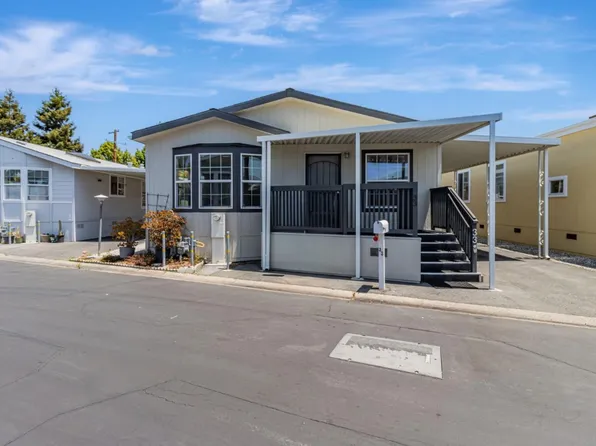 325 Sylvan Ave Spc 33, Mountain View, CA 94041