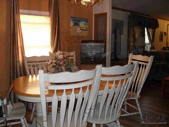 5th image of 1919 Birch St #1919