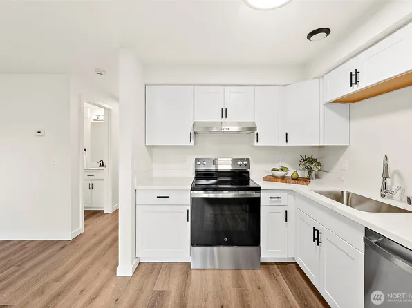 3939 10th Street SE #H5, Puyallup, WA 98374