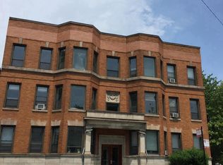 3610 N Fremont St #1, Chicago, IL 60613