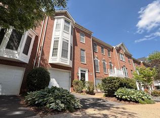 4224 Lower Park Dr, Fairfax, VA 22030