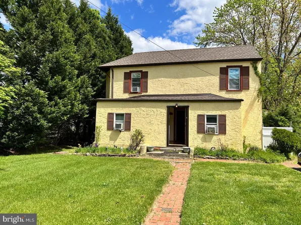 153 New Freedom Rd, Berlin, NJ 08009