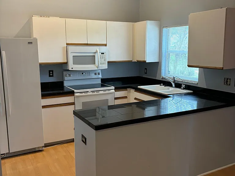 5706 Monte Rosso Rd #5706 — Photo 9