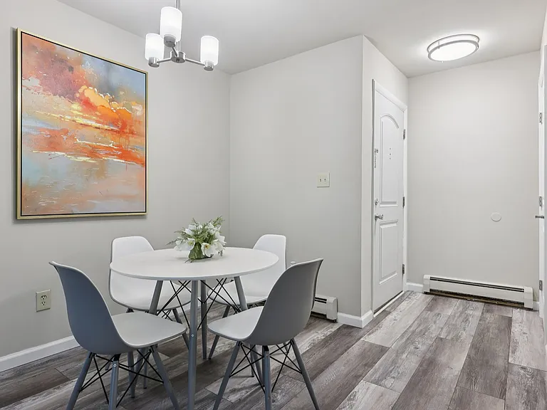 Village Green Apartments — Photo 56