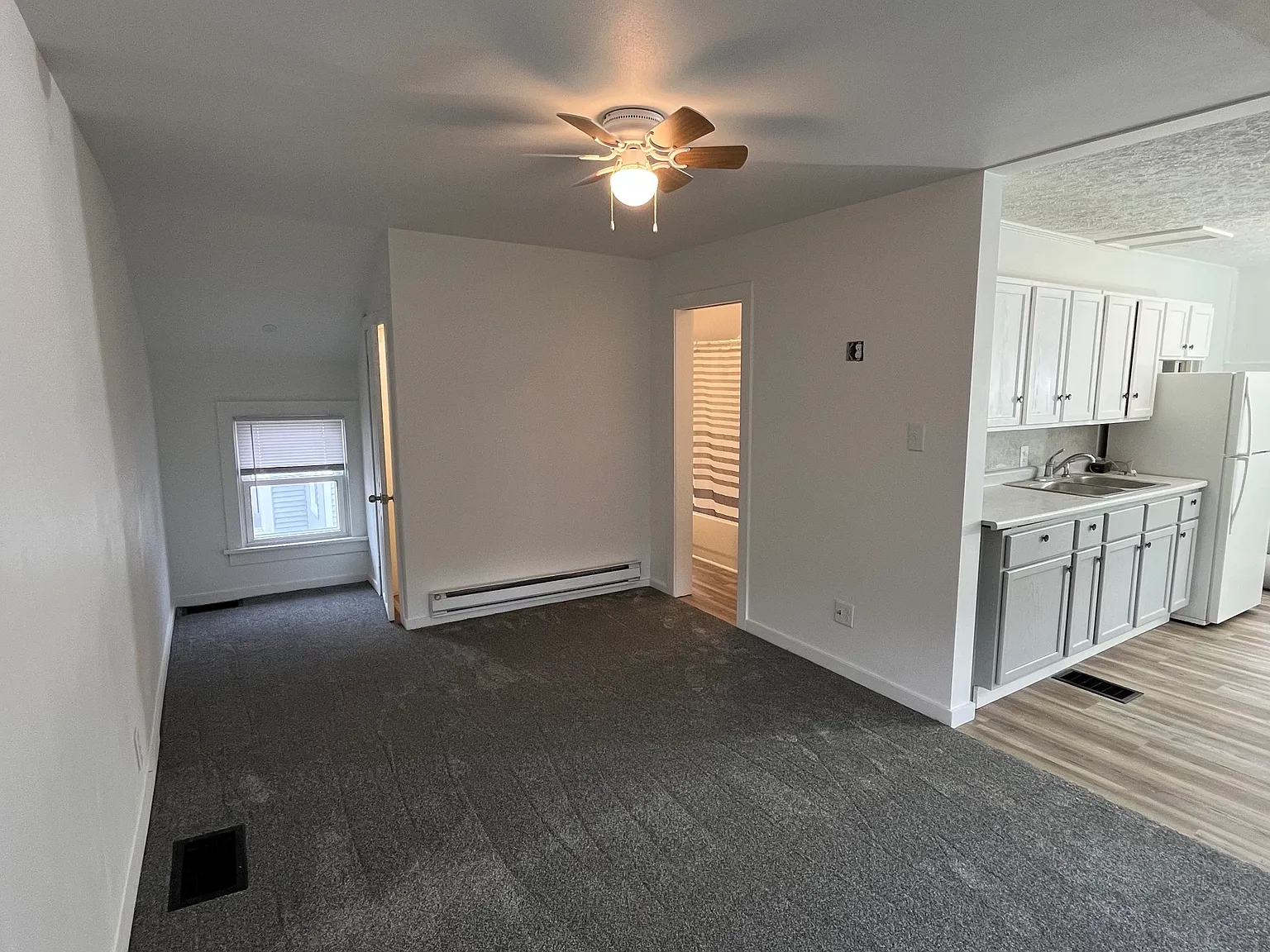 1 bed, $700 — Photo 1