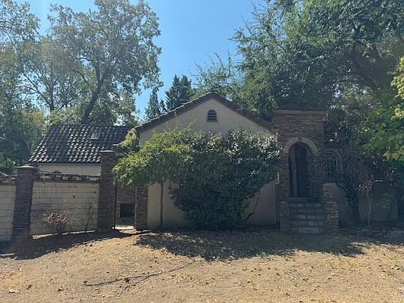 5th image of 805 Hillview Dr
