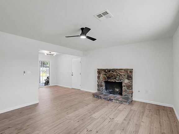 4th image of 1505 Staci Ln