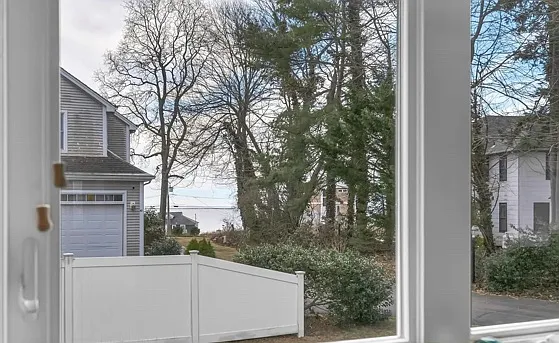 92 Grove Beach Rd S — Photo 7