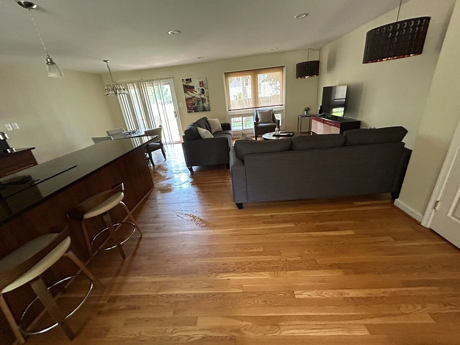 4 bed, 3.0 bath, $7,398 — Photo 4