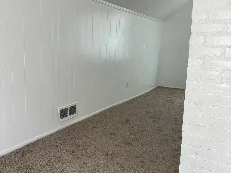 9990 Artesian St — Photo 10