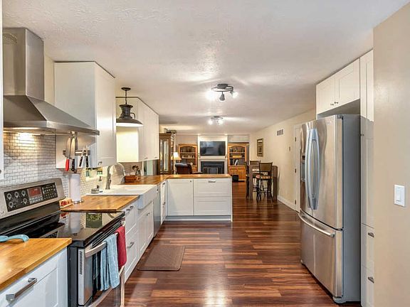 5th image of 5 Highridge Cir
