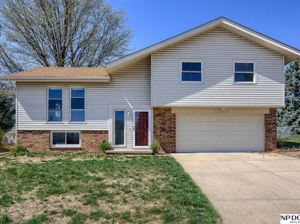 7106 S 138th Cir, Omaha, NE 68138