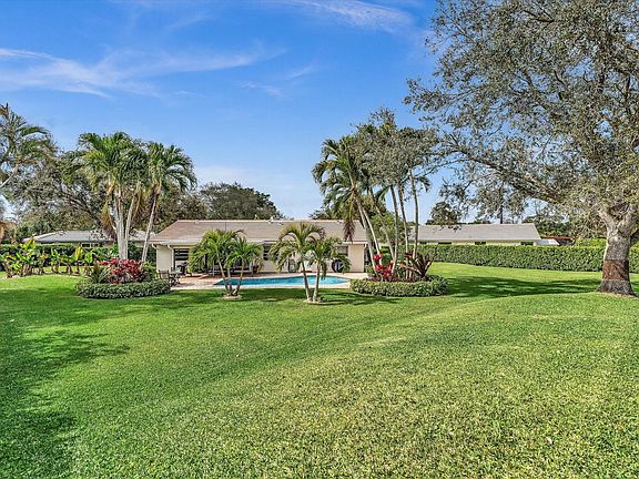 3rd image of 8140 NW 13th Place