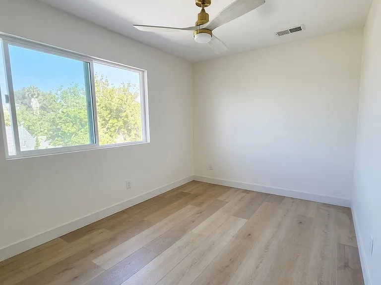 5249 Stone Ct — Photo 7