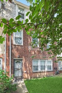 6811 Dartmouth St, Forest Hills, NY, 11375