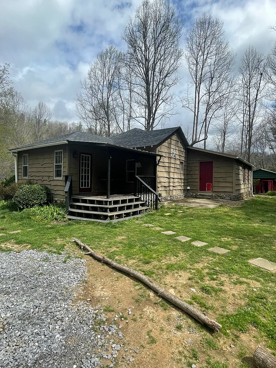 Building Photo - 2917 State Highway 9