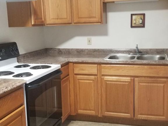Unit B Kitchen