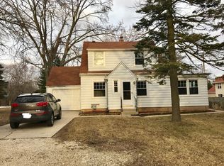 6120 N 112th St, Milwaukee, WI 53225