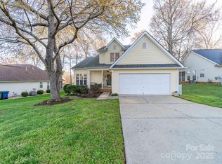 3229 Leicester Dr, Matthews, NC 28104