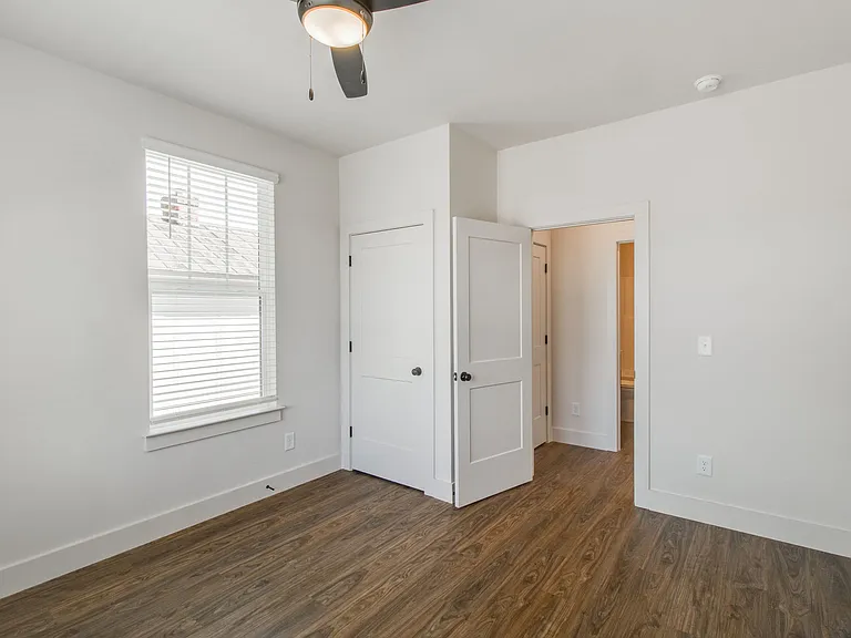 2464 Millwood Ave #1 — Photo 20