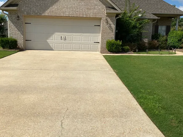 106 Champions Cv, Saltillo, MS 38866