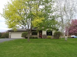706 Krueger Ct, Onalaska, WI 54650