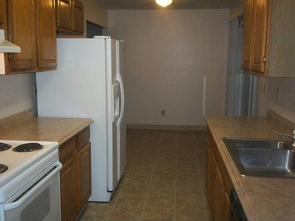 kitchen opens into dining