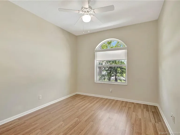 6797 SE Warwick Ln — Photo 29