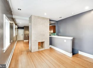 1902 Pine St APT 1R, Philadelphia, PA 19103