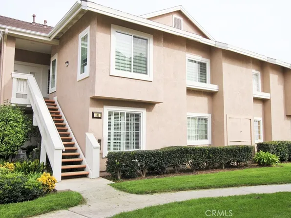 141 Greenfield, Irvine, CA 92614