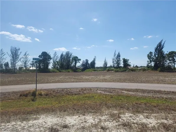 2600 NW 26th Ct, Cape Coral, FL 33993