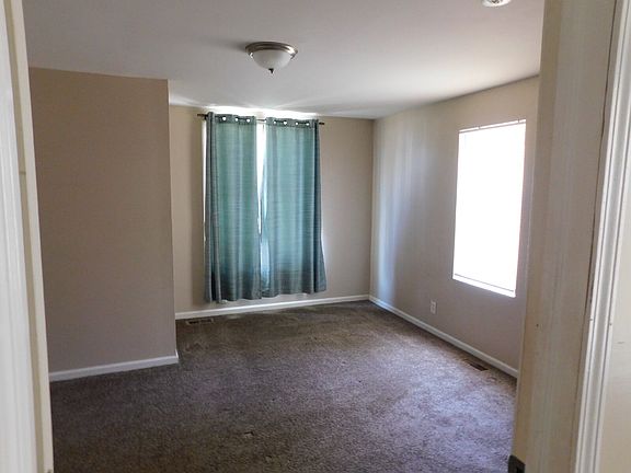 3rd image of 1116 Hancock St